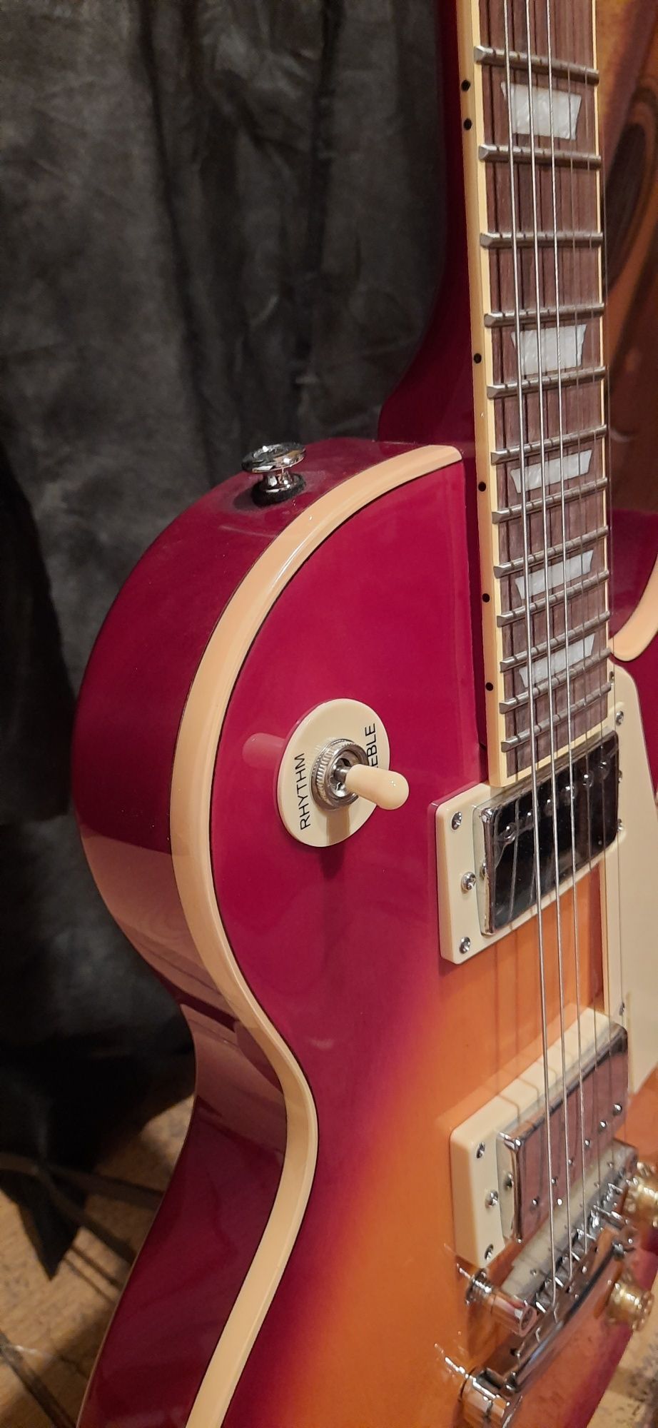 Guitarra SX Les Paul, cor Cherry Sunburst