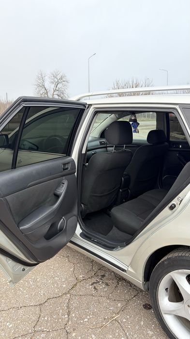 Toyota Avensis 2.0 дізель в гарному стані