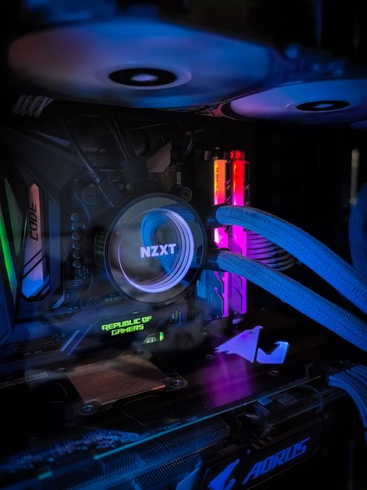 Komputer gamingowy i7 GTX1080 16GB