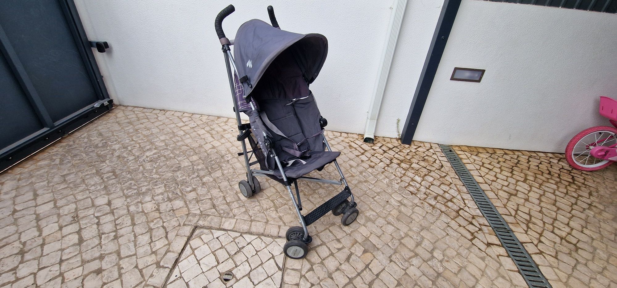 Carrinho passeio criança