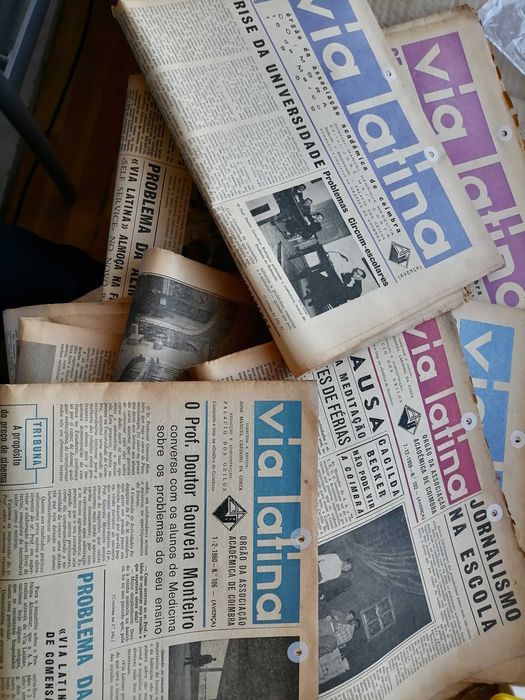 Lote 14 Jornais ACADÉMICA Coimbra 1959 Via Latina Órgão da Associação