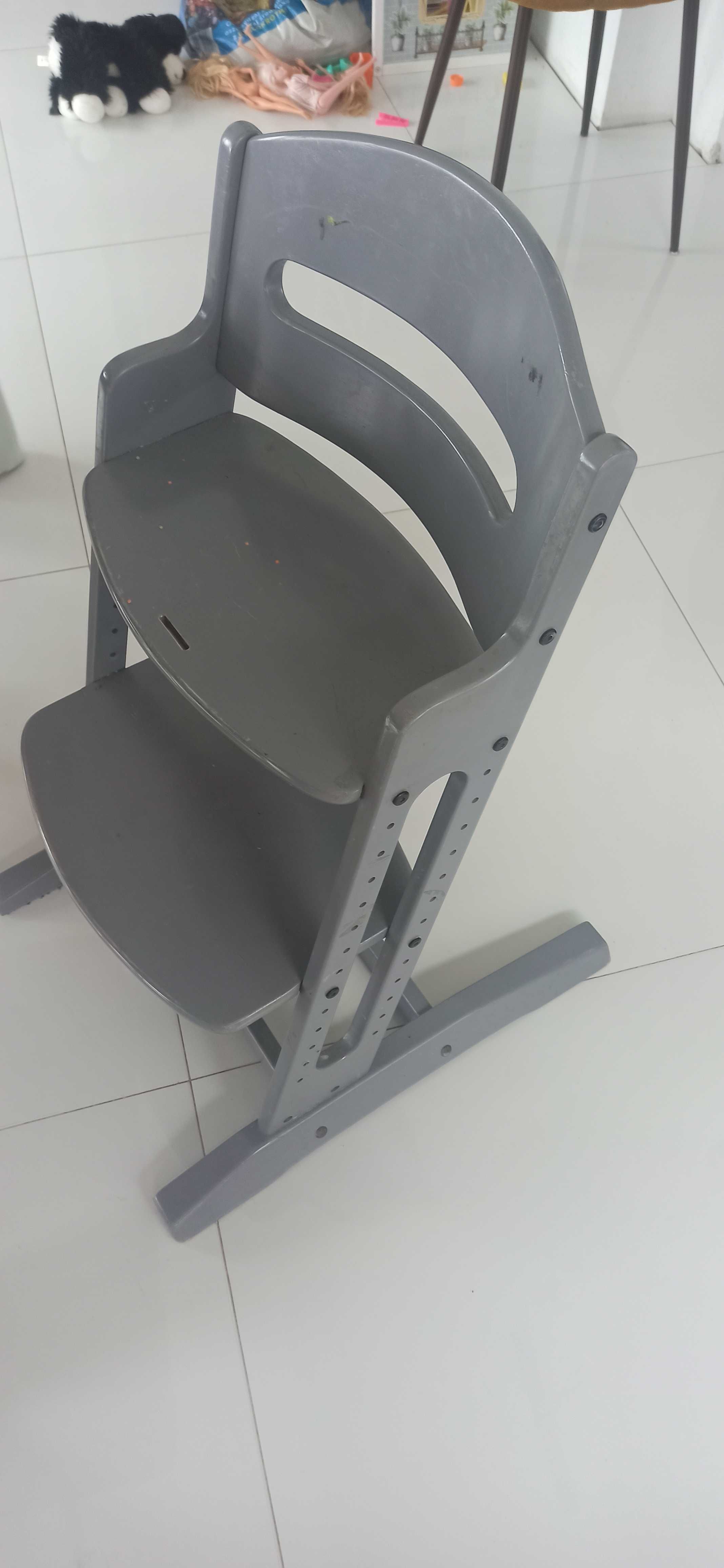 Krzeselko dan chair
