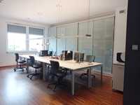Stanowisko do pracy w przestrzeni biurowej/coworking