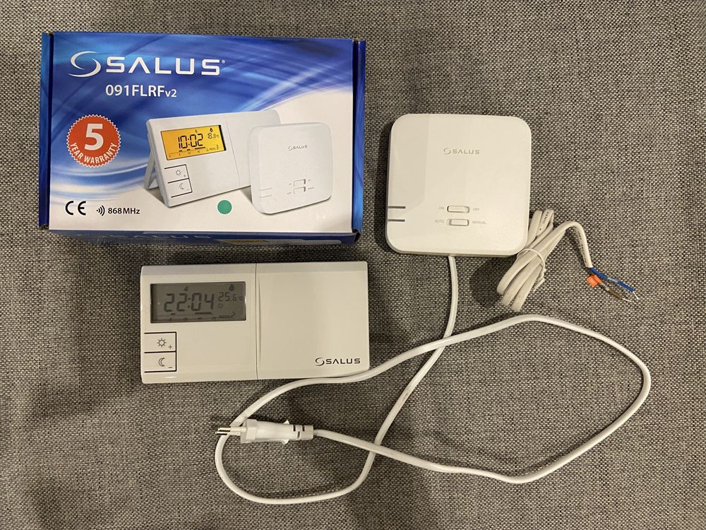 Salus sterownik termostat biały do pieca 091flrf v2 bezprzewodowy