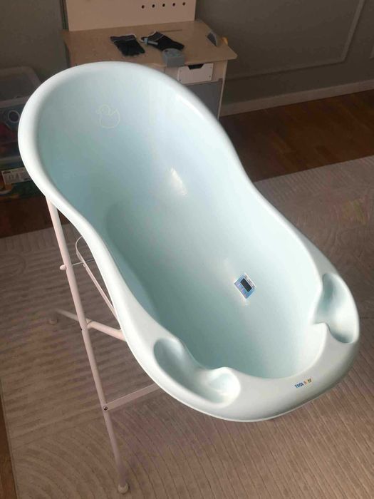 wanienka dla niemowlaka ze stojakiem