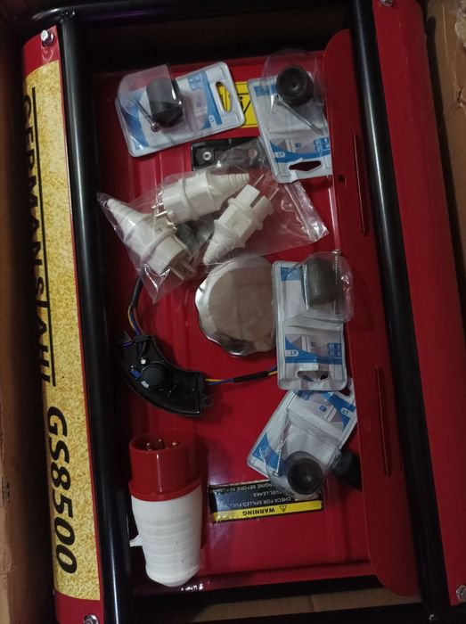 Генератор 3 фази 2.5-3.0 кВт GERMAN SIAHL GS8500

GS8500