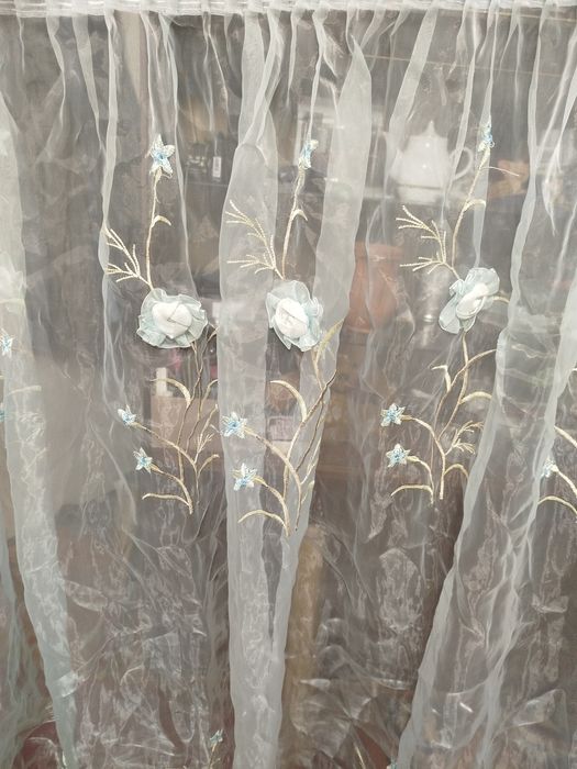 Продам тюль красивую