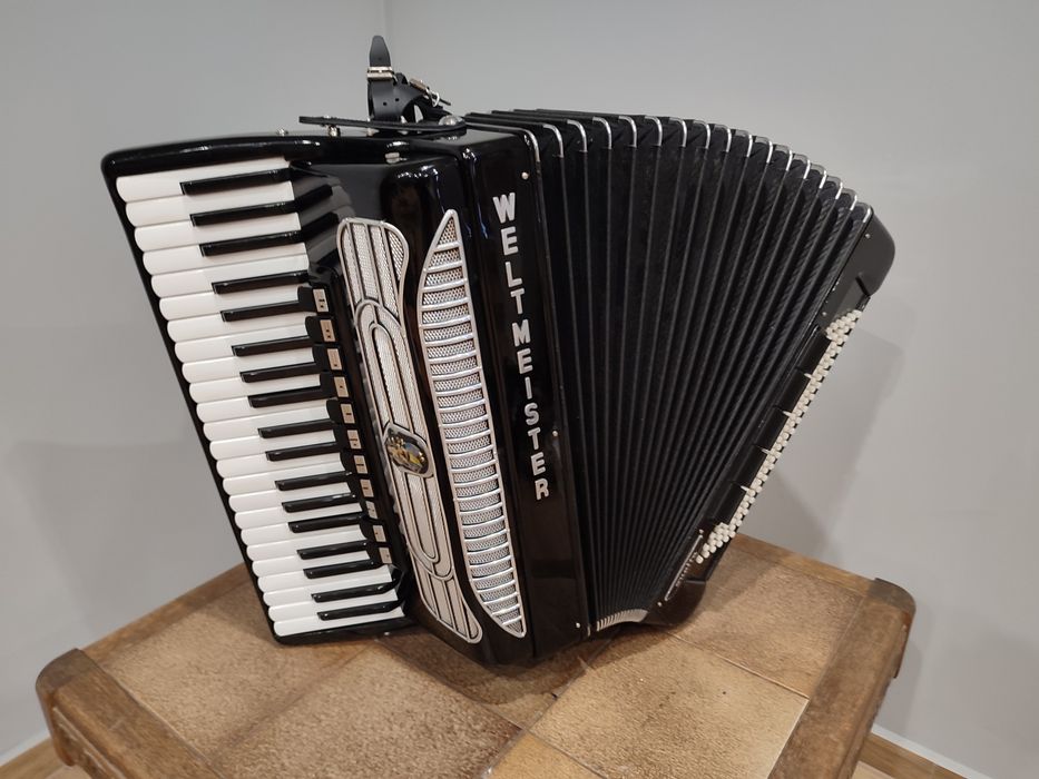 Akordeon Weltmeister Supita 120 basów
