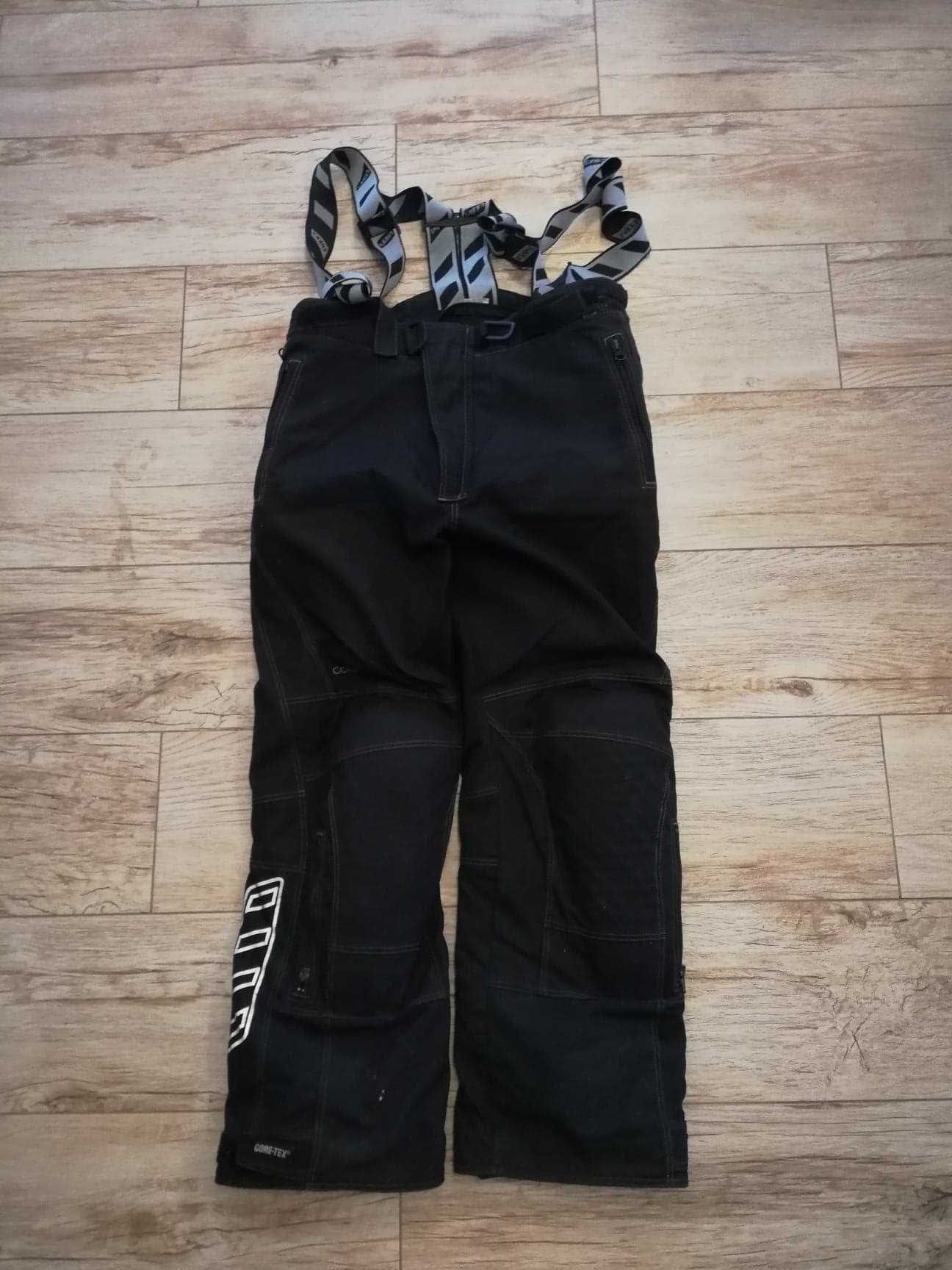 komplet kombinezon SPODNIE I KURTKA RUKKA gore-tex membrana