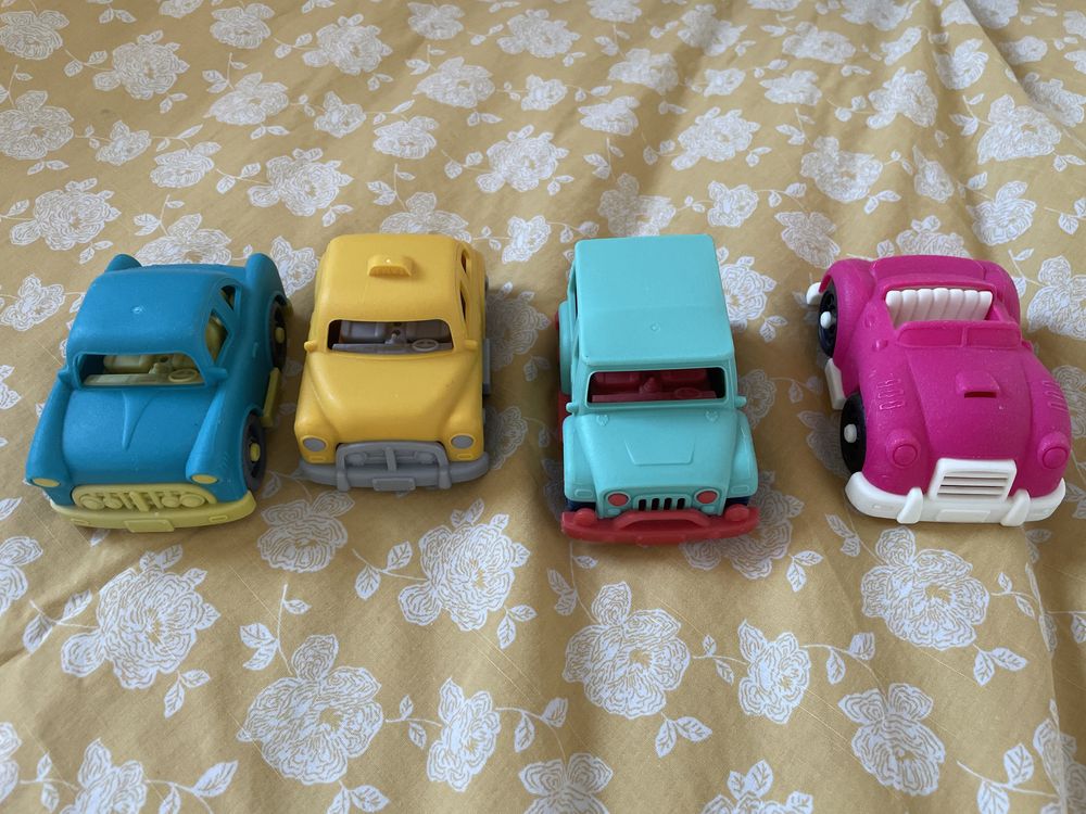 B. Toys auta zestaw