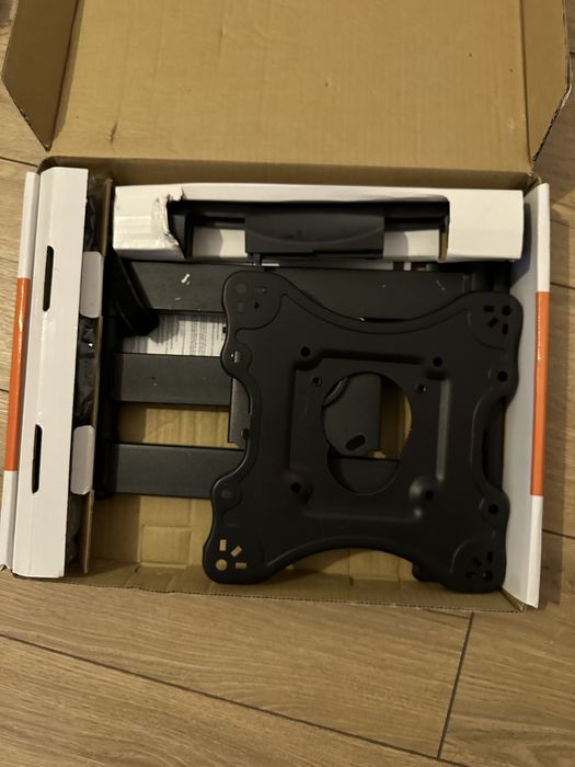 Кріплення для телевізора