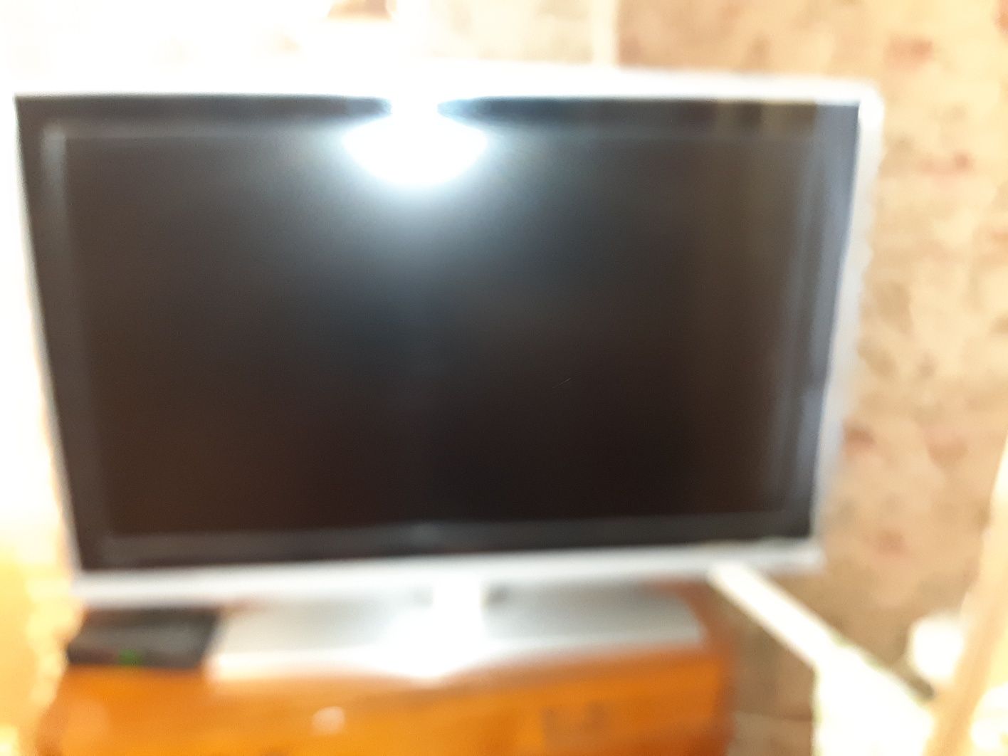 Телевизор PHILIPS 42"(не работает)