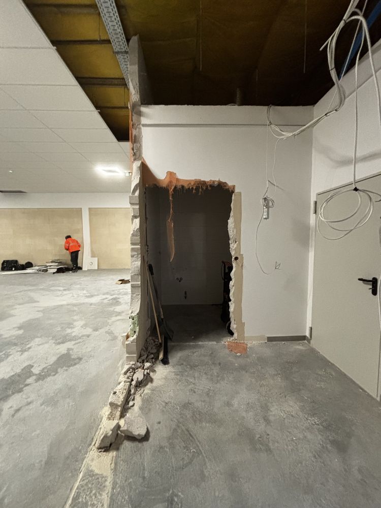 Ręczne wyburzenia • Kucie betonu i posadzek • Powiększanie otworów