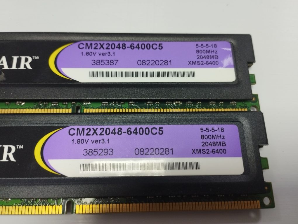 Оперативная память Corsair CM2X 4Gb (2×2)