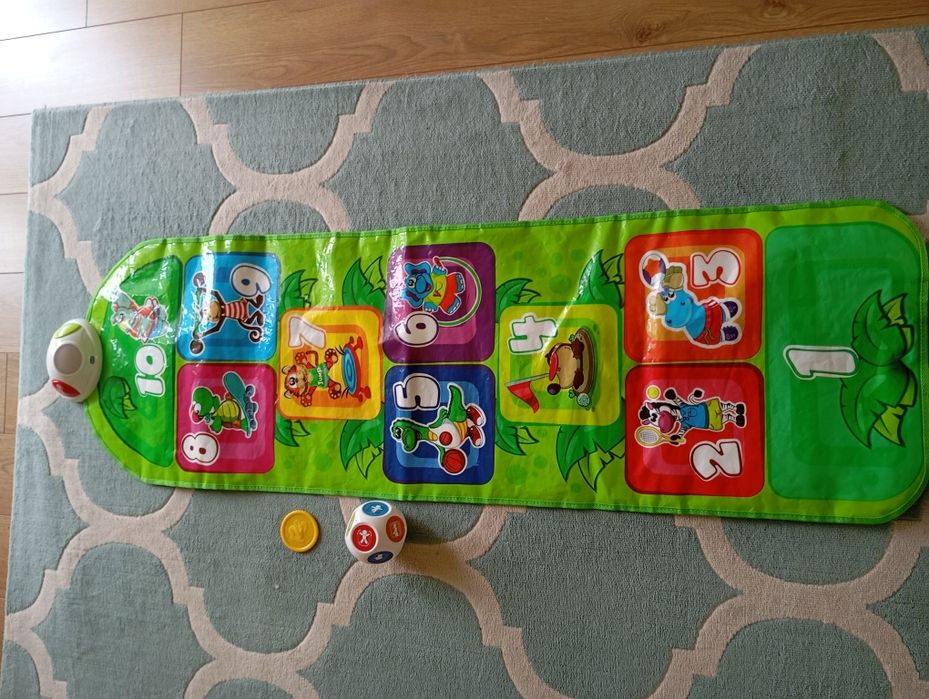 Grająca mata do skakania