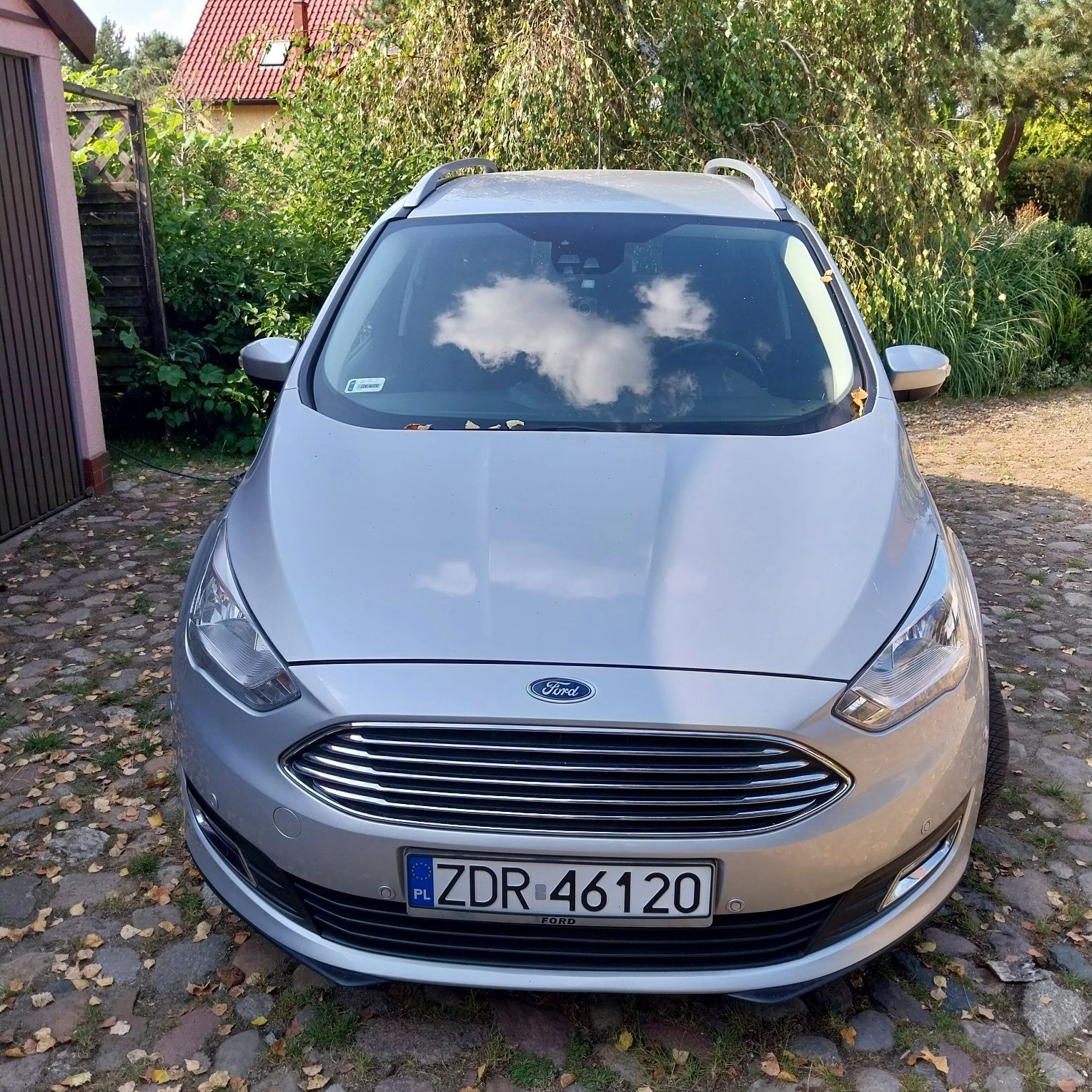 Ford grand cmax  1.0 ecoboost