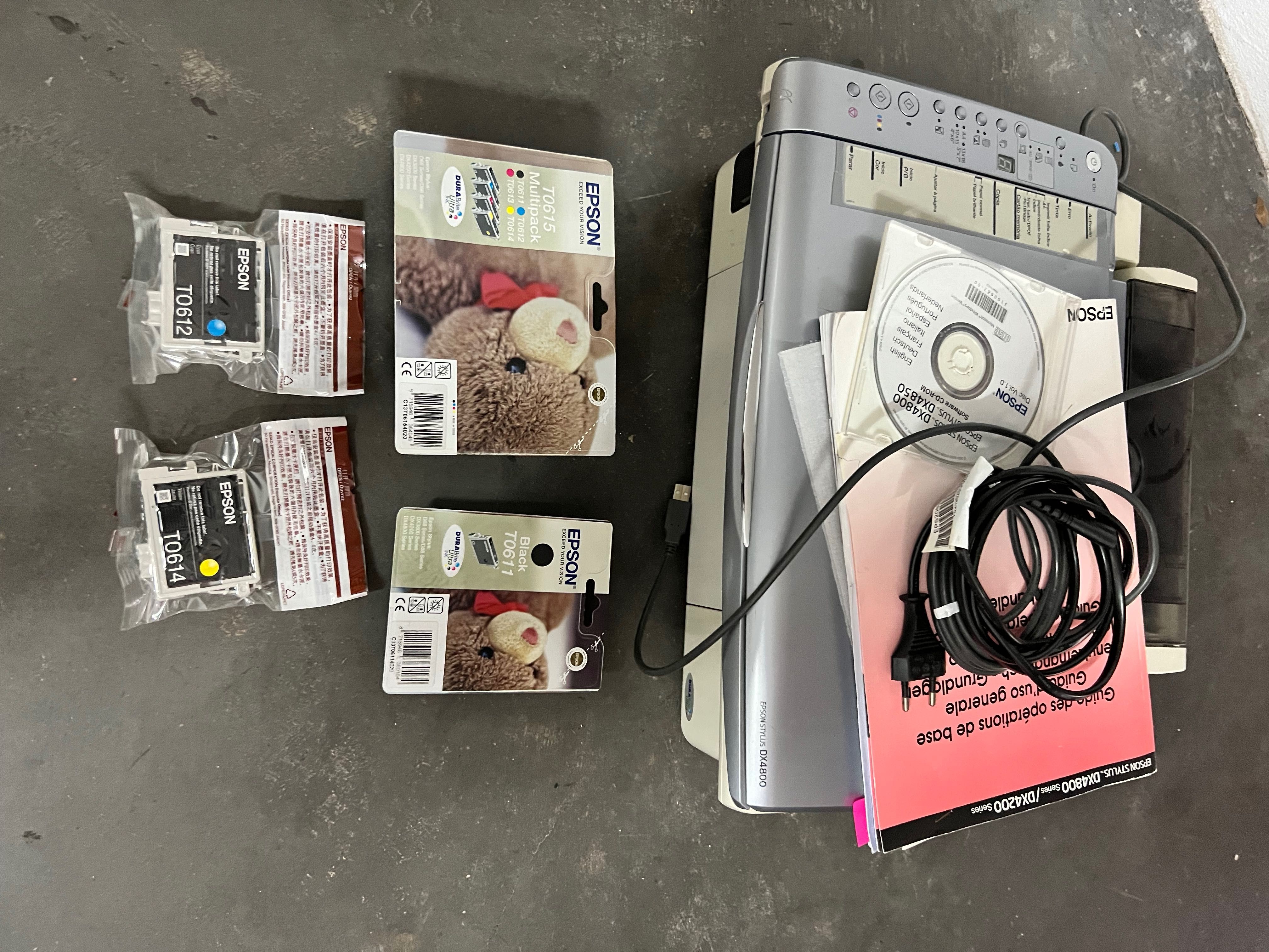 Impressora multifunções Epson Stylus DX4800 + tinteiros novos