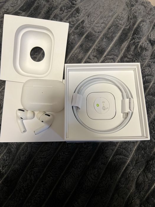 AirPods Pro (1st Gen, A2083/A2084) оригинал, с кейсом, рабочие