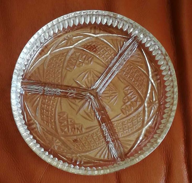 Prato redondo e ou Travessa oval vidro cristal para aperitivos