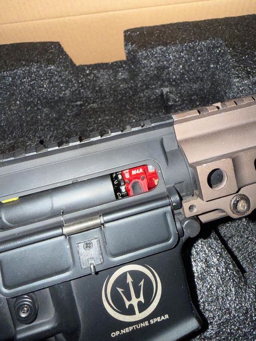 Vendo Rossi Neptune Seal 9.5’’Tan