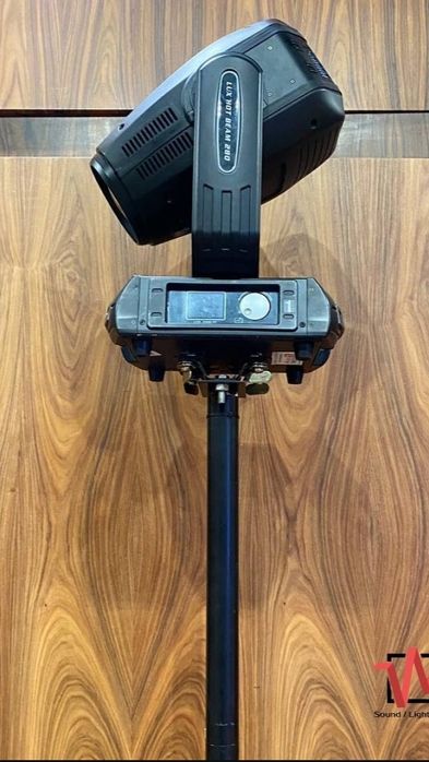 Моно тотем. Стойка для световых приборов.