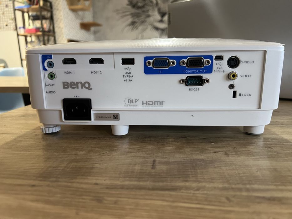 Проектор в оренду, прокат