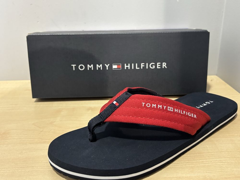 Japonki tommy hilfiger 42