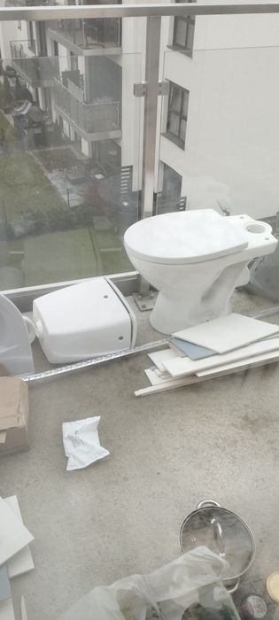 Oddam WC tymczasowe na remont