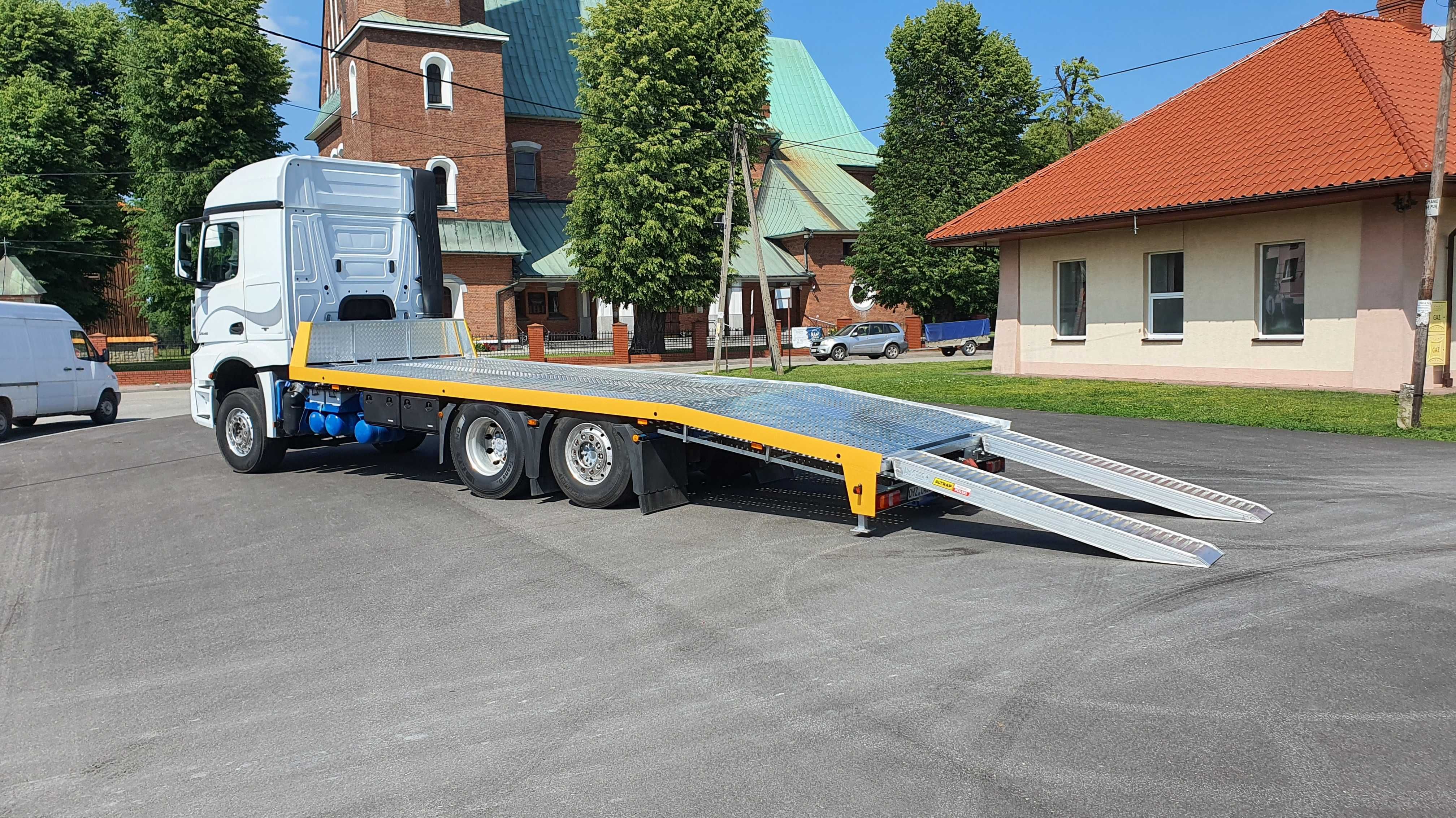Najazd DMC 26 Ton zabudowa stalowa solidna laweta Mercedes Actros