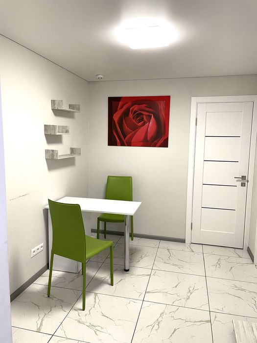 Здам в оренду кабінет , місце для майстра манікюру