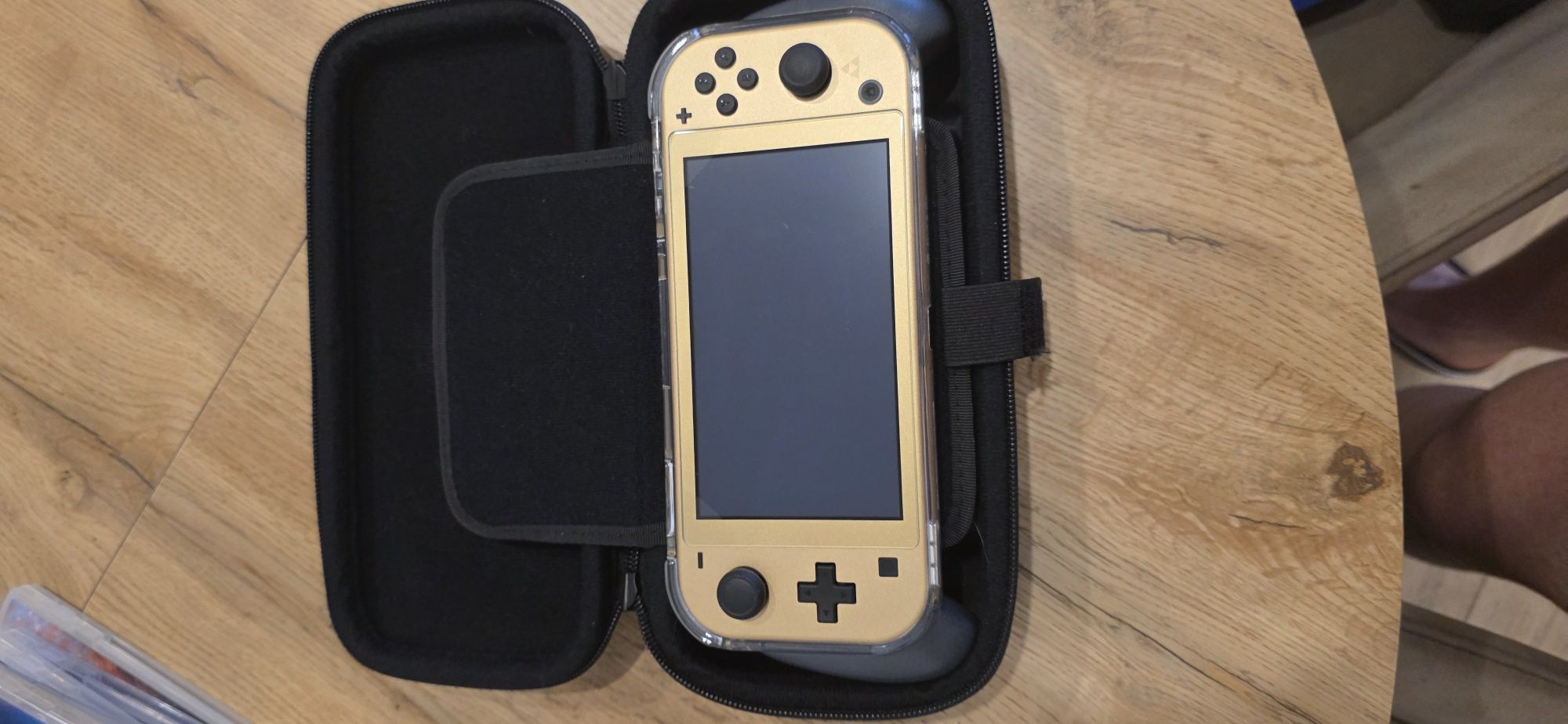 Nintendo Switch Lite Hyrule