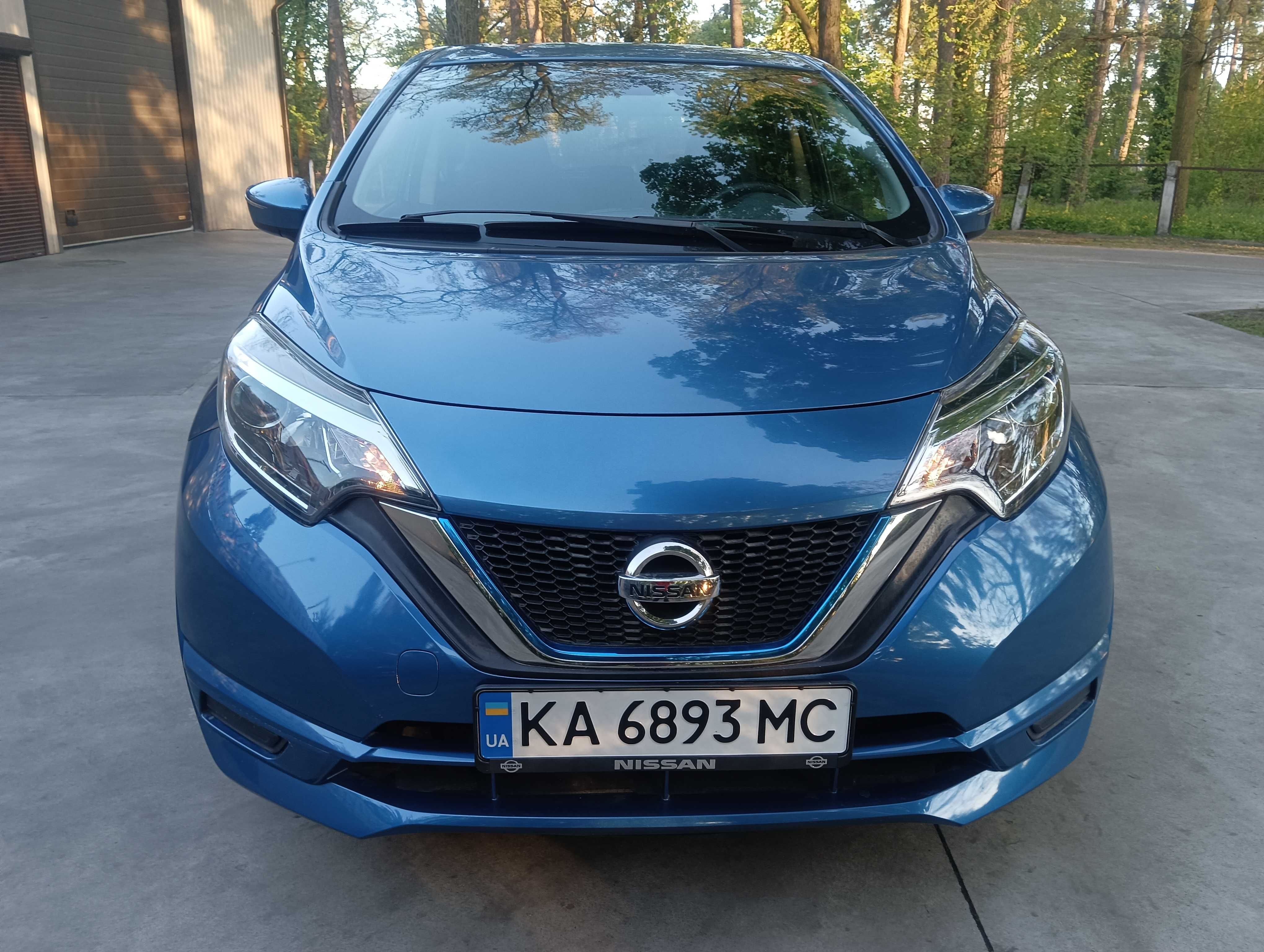 Продам Nissan Note гибрид 2017