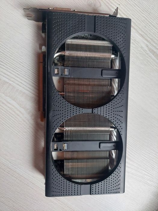 Sapphire RX480 8gb нет изображения