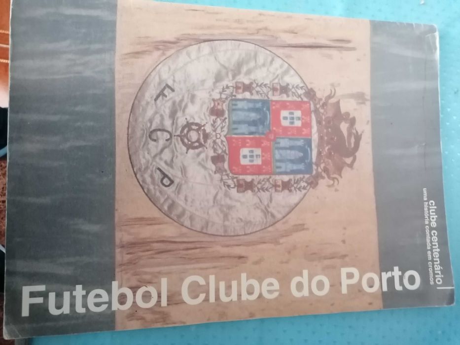 Cadernetas FCP e DVD taça Uefa 2003