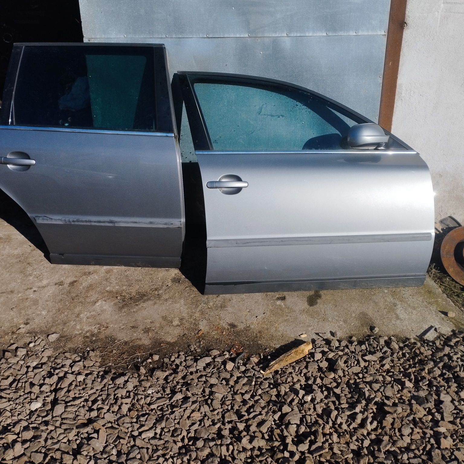 Volkswagen Passat B5 fl drzwi przód prawe ld7w