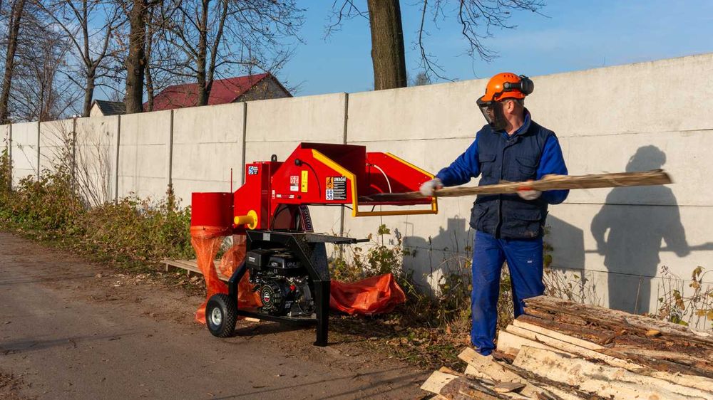 Rębak spalinowy 15KM RMEET RS-100 == rozdrabniacz