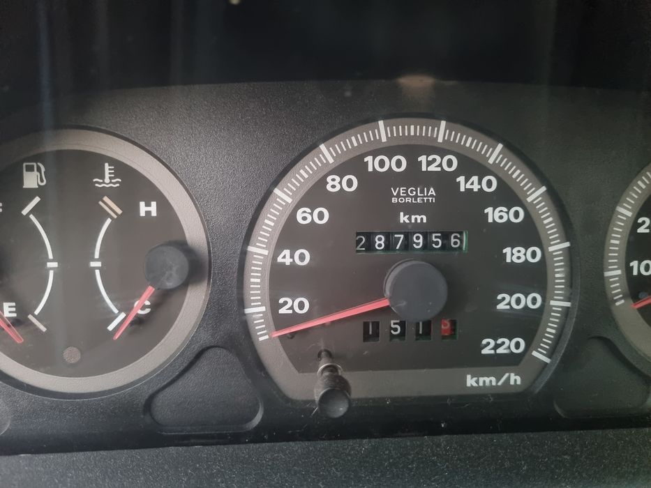 Fiat Palio Weekend 75 com motor avariado