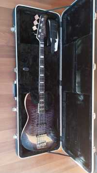 Marcus Miller  V9 Black 4 cordas