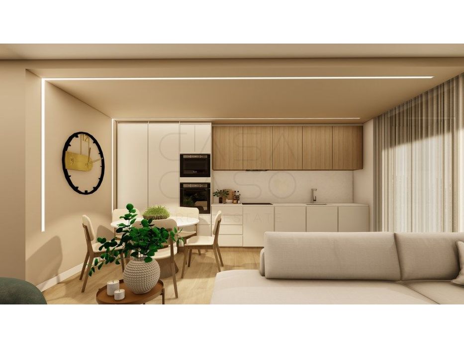 Apartamento T2 com arrecadação e parqueamento em Val'Flores - Pinha...