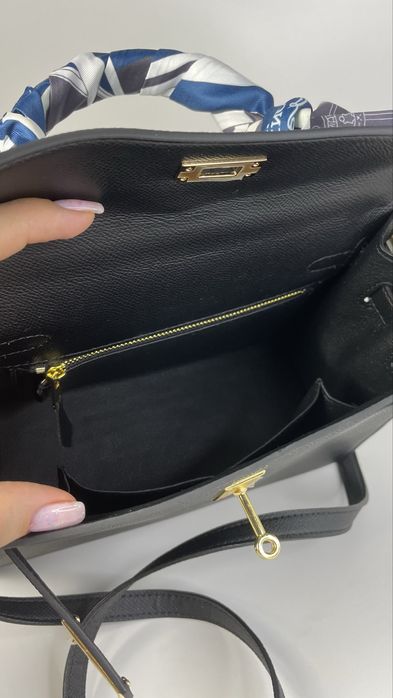 Сумка Hermes Kelly Middle Leather Bag