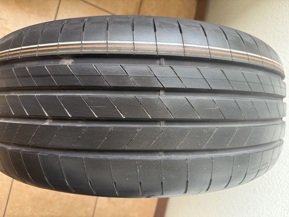 Goodyear Eagle F1 Asymetric 6 225/45 R17