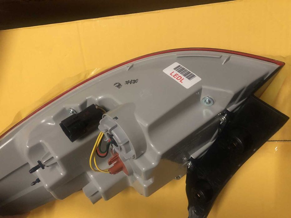 Фара задня ліва Hyundai 92410-2Y500. Фары,левая. Хюндай Ix35