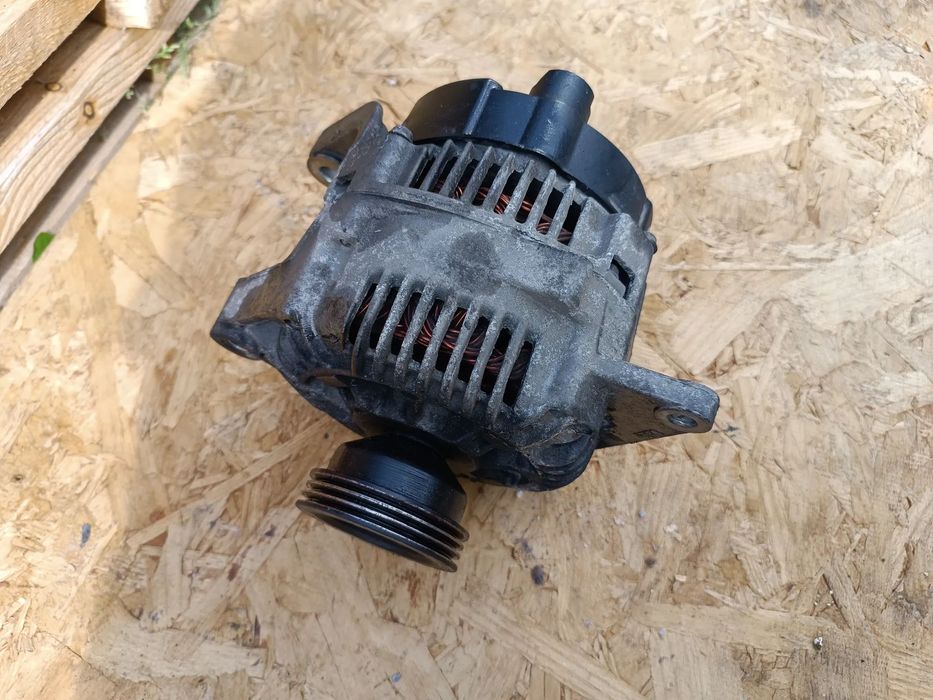 RENAULT CLIO II 1.2 1.4 BENZYNA ALTERNATOR 7700429042 80A