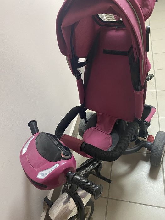 Продам велосипед с родительской ручкой