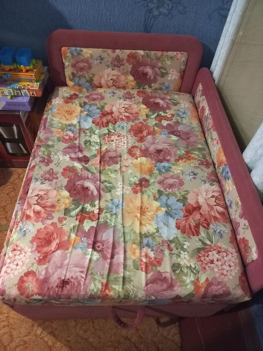 Диванчик розкладной