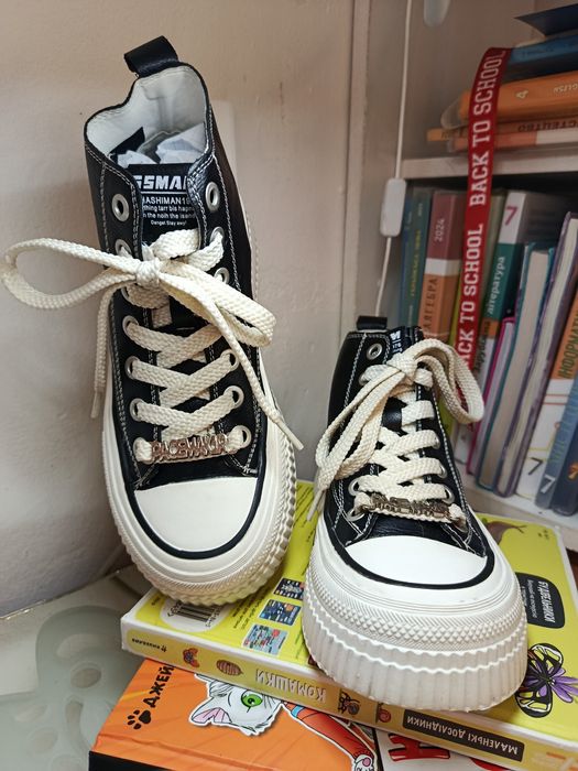 Кеди жіночі високі шкіряні осінні