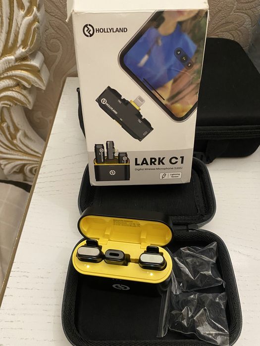 Безпровідна мікрофонна система Hollyland LARK  C1  DUO(HL-LARK C 1 DUO