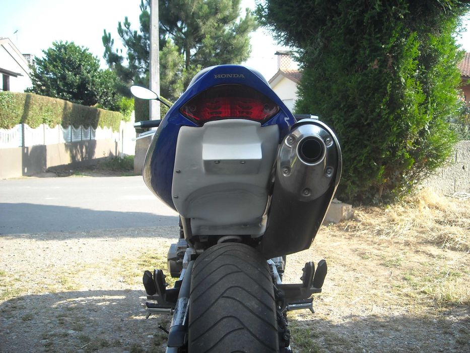 Carenagem - Cave de roda - Honda Hornet 2003 a 2006