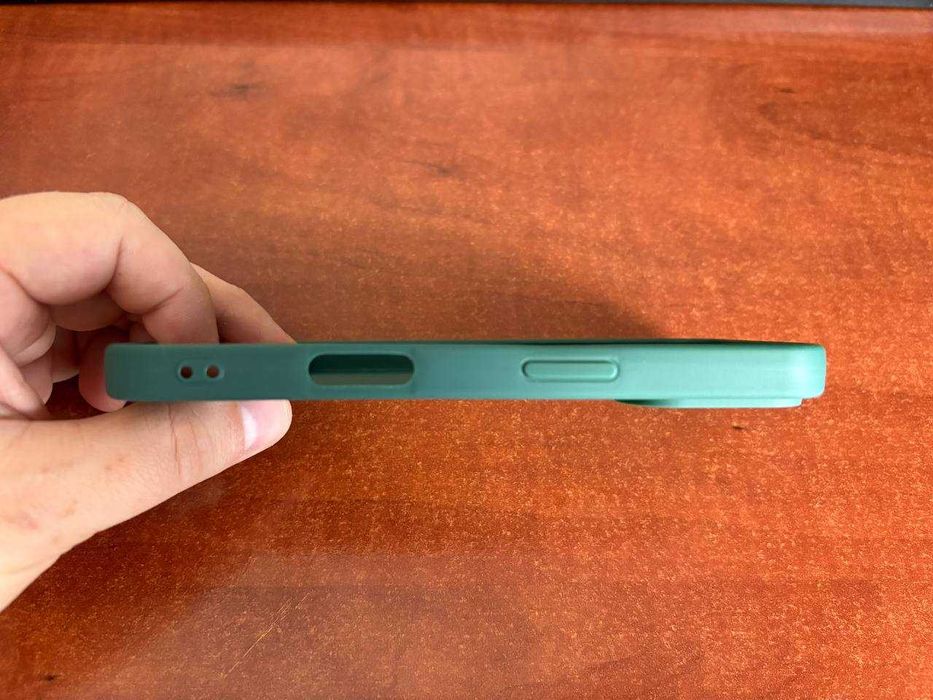 Чолол Iphone 16 DarkGreen