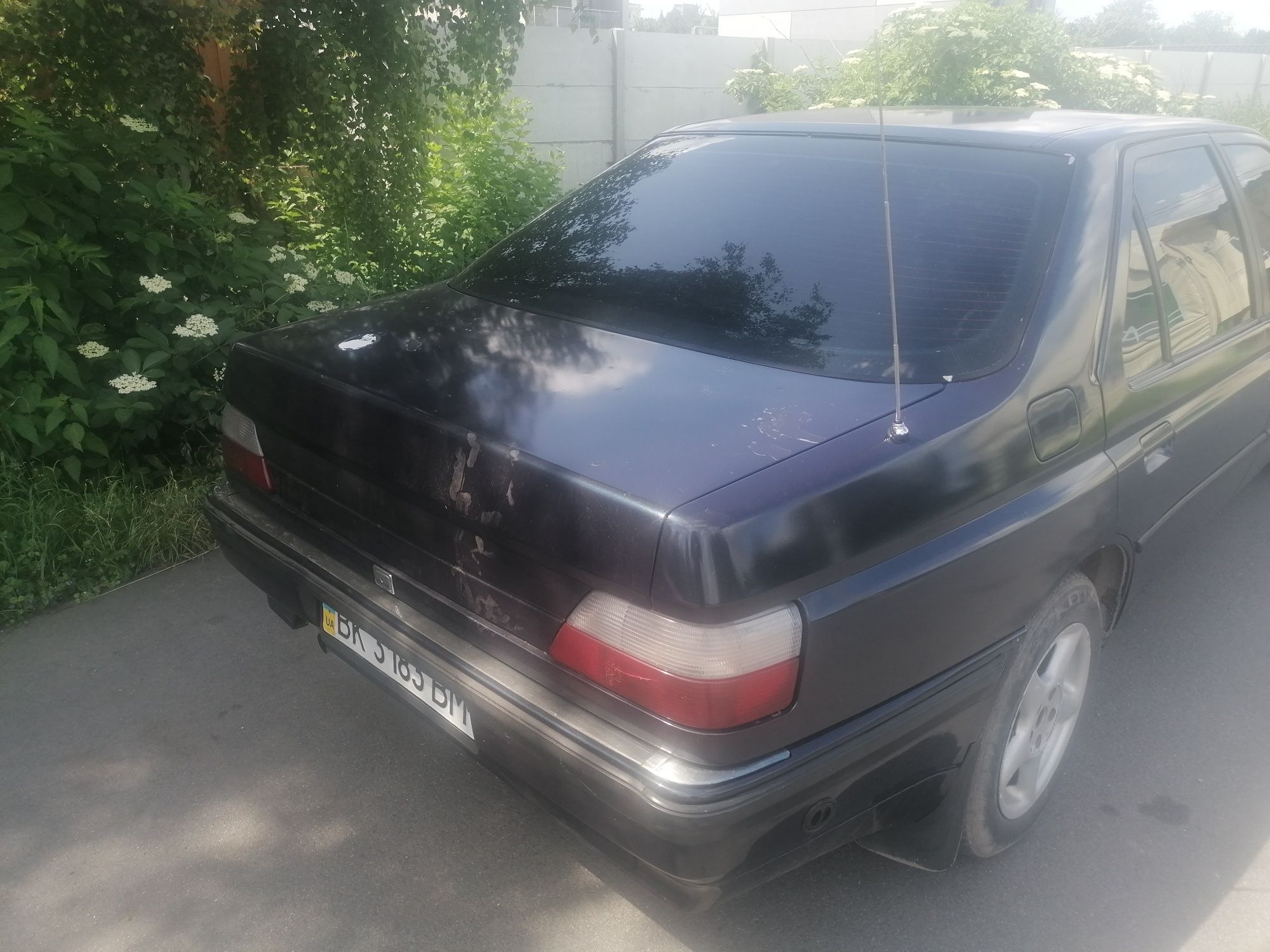 Продам Peugeot 605